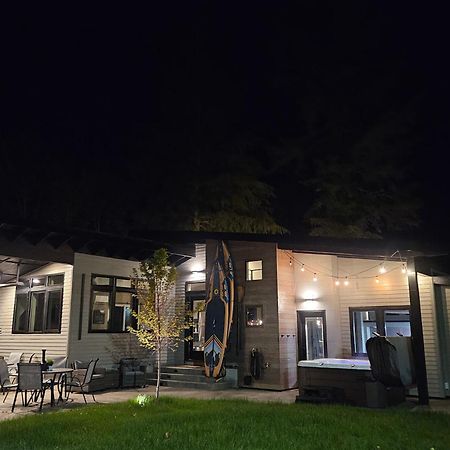 Luxe Lake Cabin Hot Tub Grill Firepit Ev Charger Onalaska Exteriér fotografie