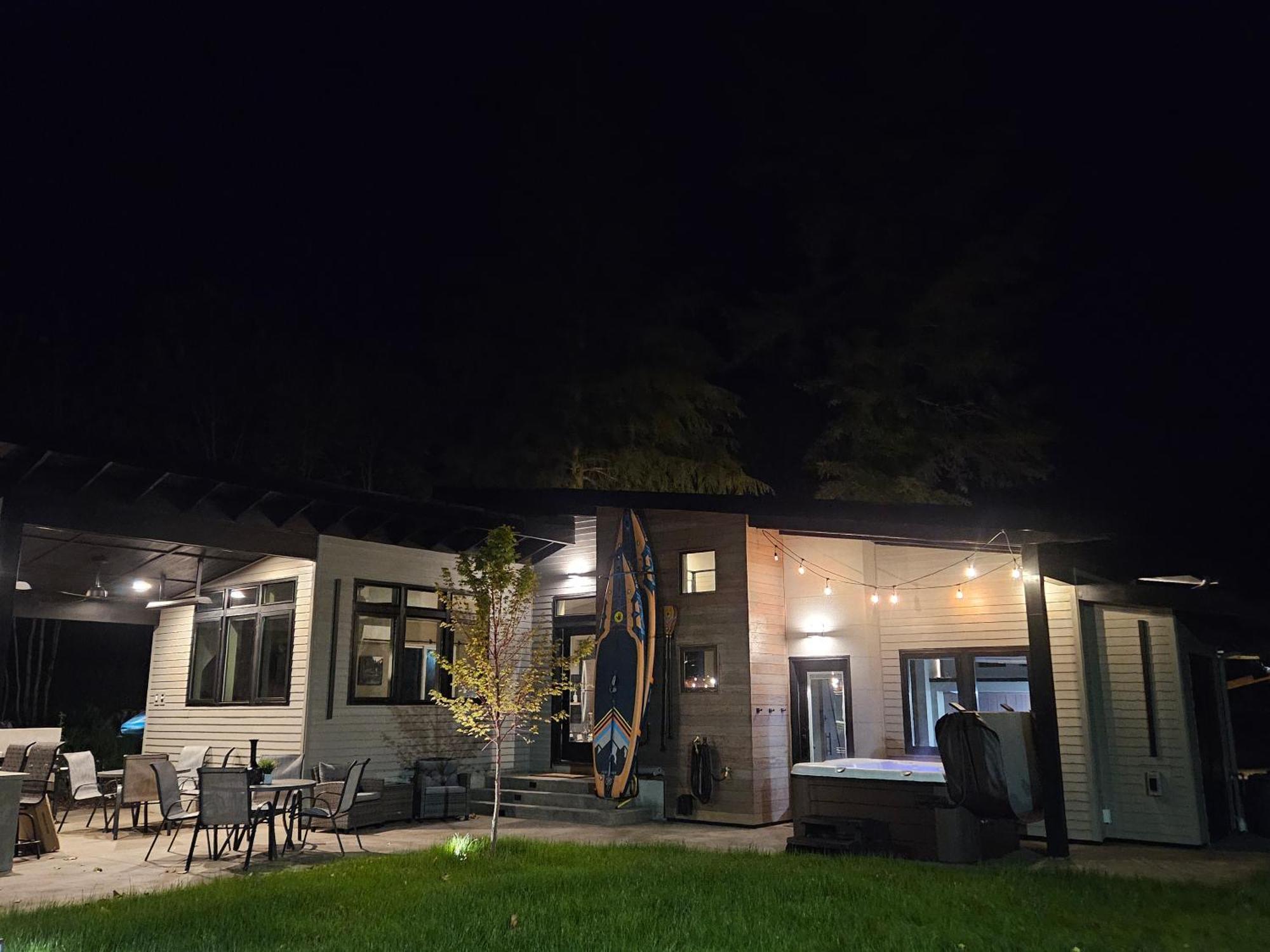 Luxe Lake Cabin Hot Tub Grill Firepit Ev Charger Onalaska Exteriér fotografie