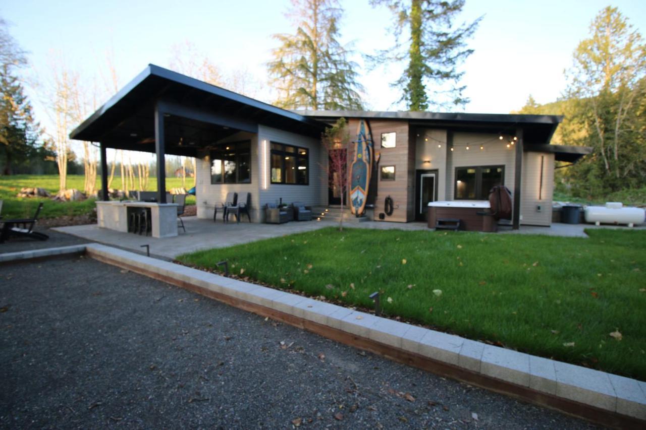 Luxe Lake Cabin Hot Tub Grill Firepit Ev Charger Onalaska Exteriér fotografie