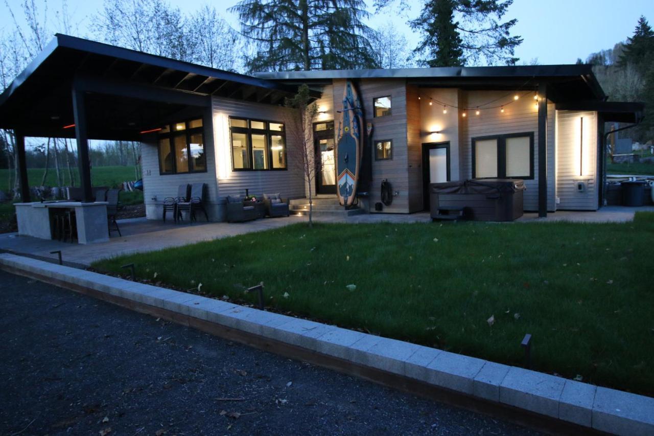 Luxe Lake Cabin Hot Tub Grill Firepit Ev Charger Onalaska Exteriér fotografie