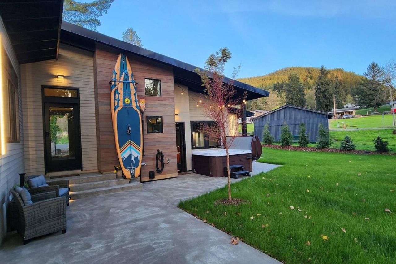 Luxe Lake Cabin Hot Tub Grill Firepit Ev Charger Onalaska Exteriér fotografie